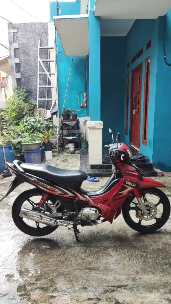 Jupiter Z Burhan 2006 Terawat, Surat Komplit, Mesin Normal Tinggal Gas