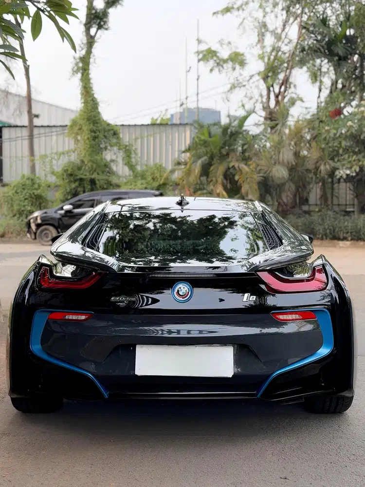 [CASH] BMW i8 COUPE PHEV