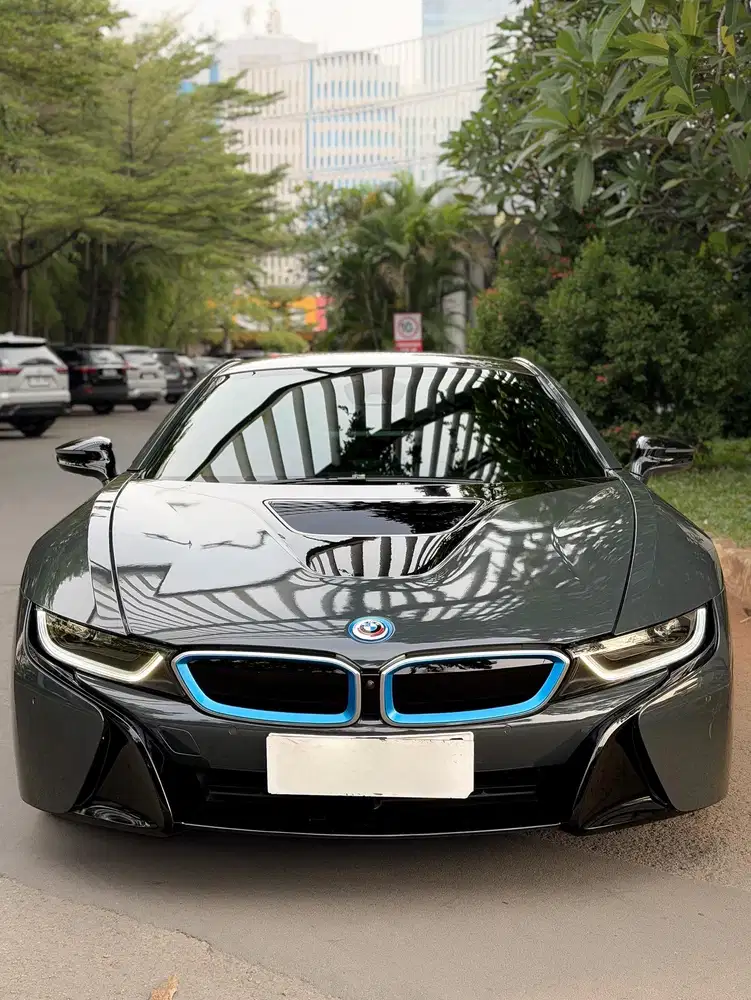 [CASH] BMW i8 COUPE PHEV