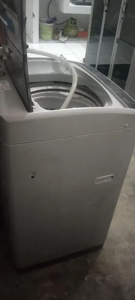MESIN CUCI MERK AQUA 1  TABUNG