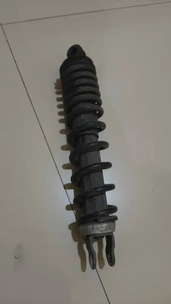 Shock Belakang Beat FI dan PCX 160 ori
