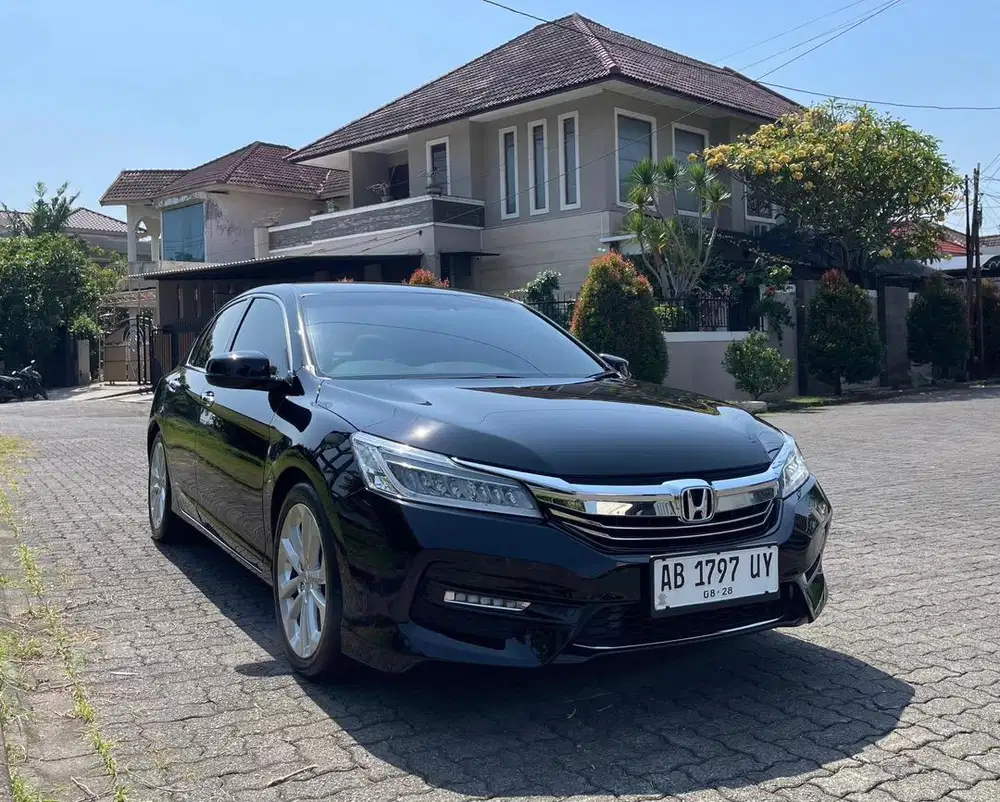 Accord 2018 2.4 VTIL ANTIK LOW KM !