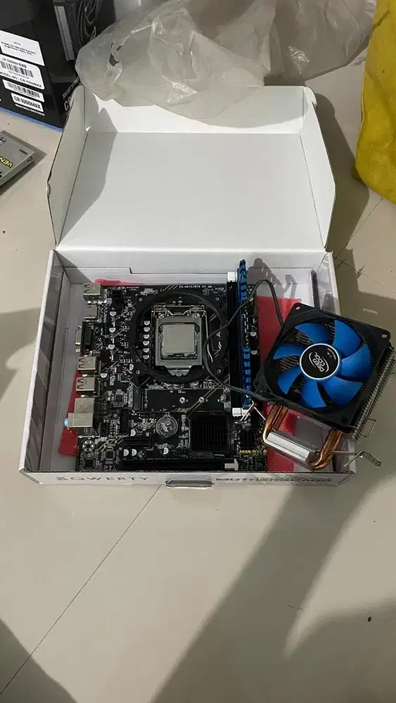 Paketan mobo qwerty h61+proci i7 3770+ram corsair 1x8gb+cooler tower
