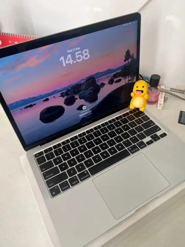 MacBook Air M1 | Performa skripsi dan editing jadi lebih tenang