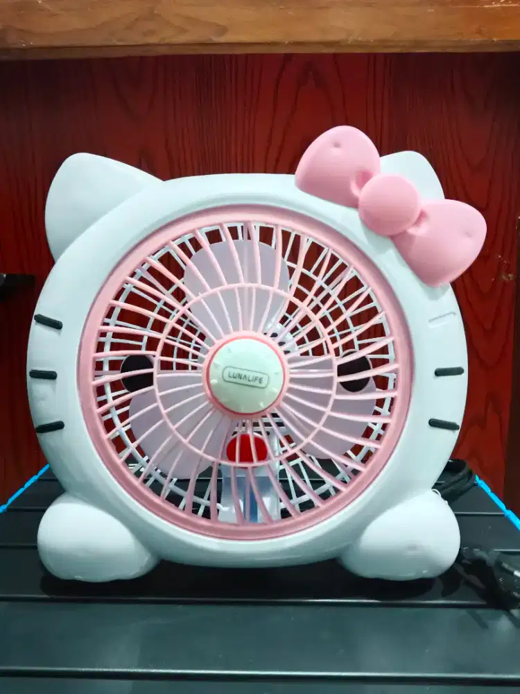 Kipas Angin Karakter HelloKitty 25Watt 2kecepetan kencang,Hemat Energi