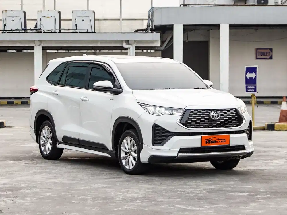 Toyota Zenix 2.0 V Hybrid Modelista 2026 Putih