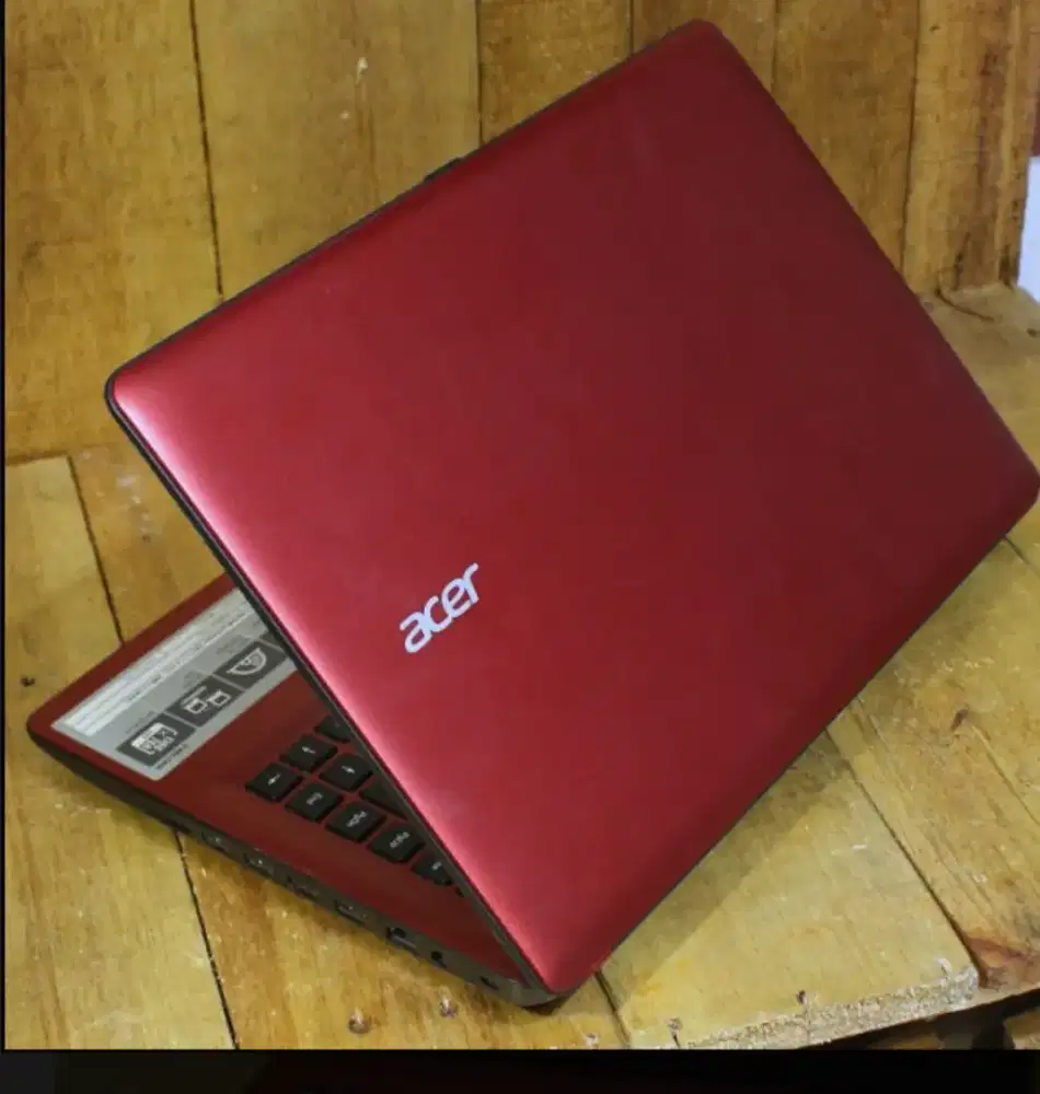 Ram 8/SSD 128gb^500gb win11.Acer merah menyala.normal.batre ngsi.1.5jt