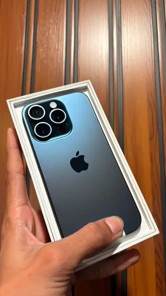 iPhone 15 pro blue titanium 256gb iBox