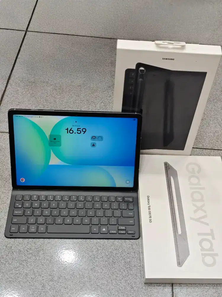 Tab S 10 Fe 5G with slim keyboard cover original