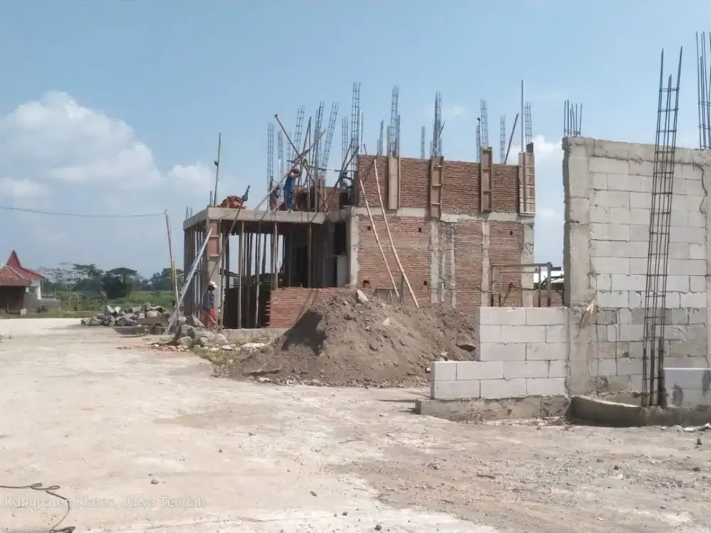 RUMAH 2 LANTAI LOKASI SANGAT STRATEGIS DEKAT PUSAT KOTA KLATEN