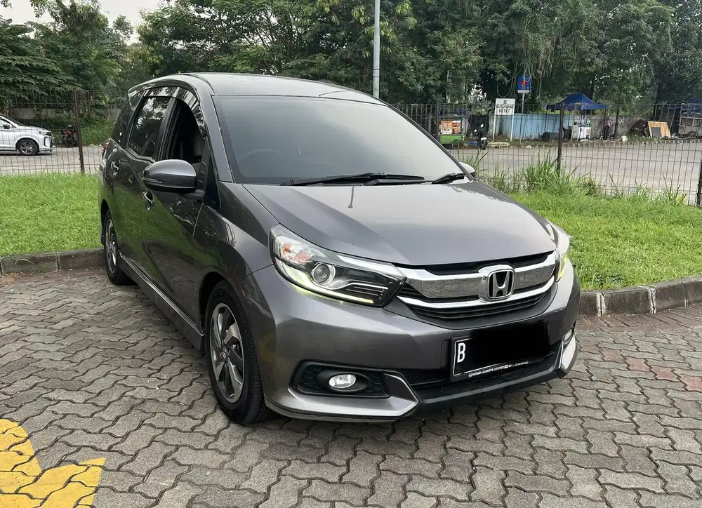 Honda Mobilio E CVT AT 2021 Abu