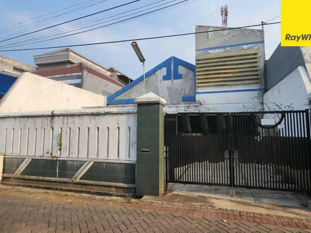 Dijual Rumah di Jalan Lebak Arum Surabaya