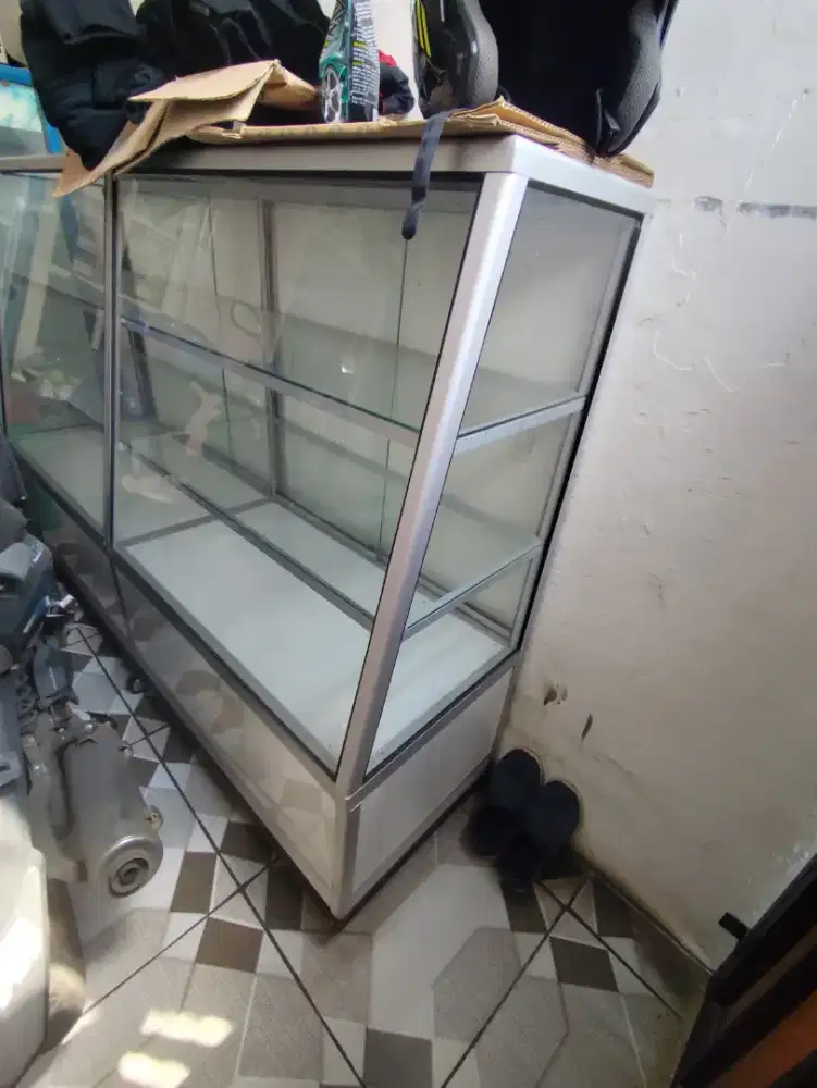 Dijual etalase dan showcase