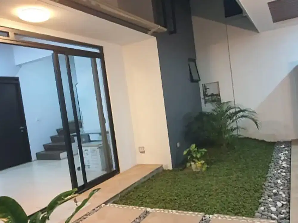 DIJUAL RUMAH 2 LANTAI KOTA BARU PARAHYANGAN (KBP) CLUSTER LOKACITRA PADALARANG SEMI FURNISH