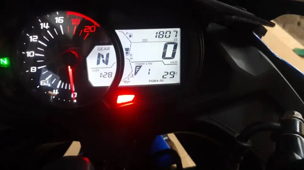 ninja zx25r non abs 4silinder mulus like new plat ag pare kediri jatim