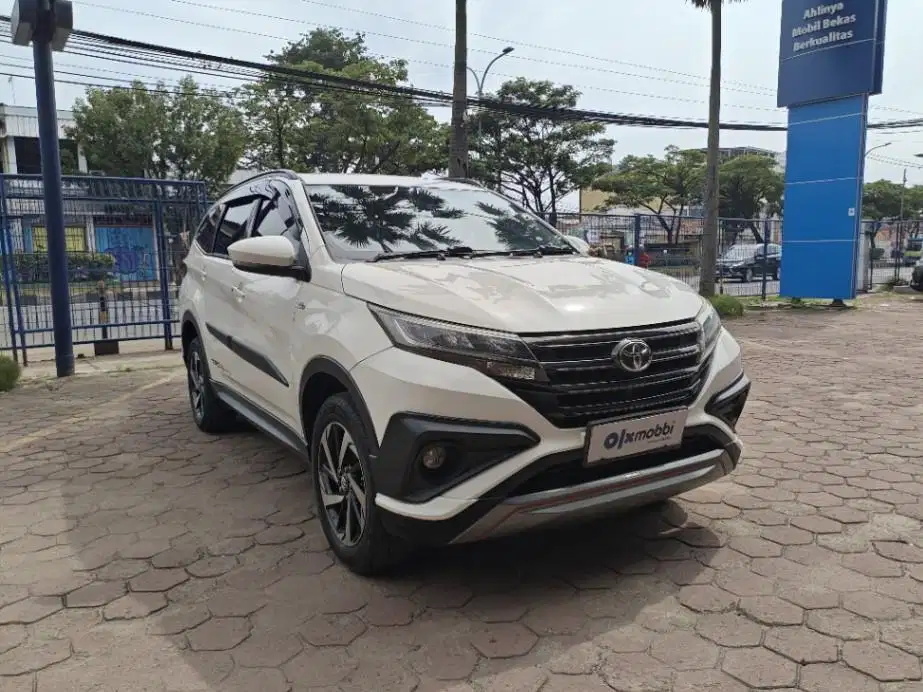 DP MURAH Toyota Rush 1.5 S Bensin-AT 2019 Putih C9JQF