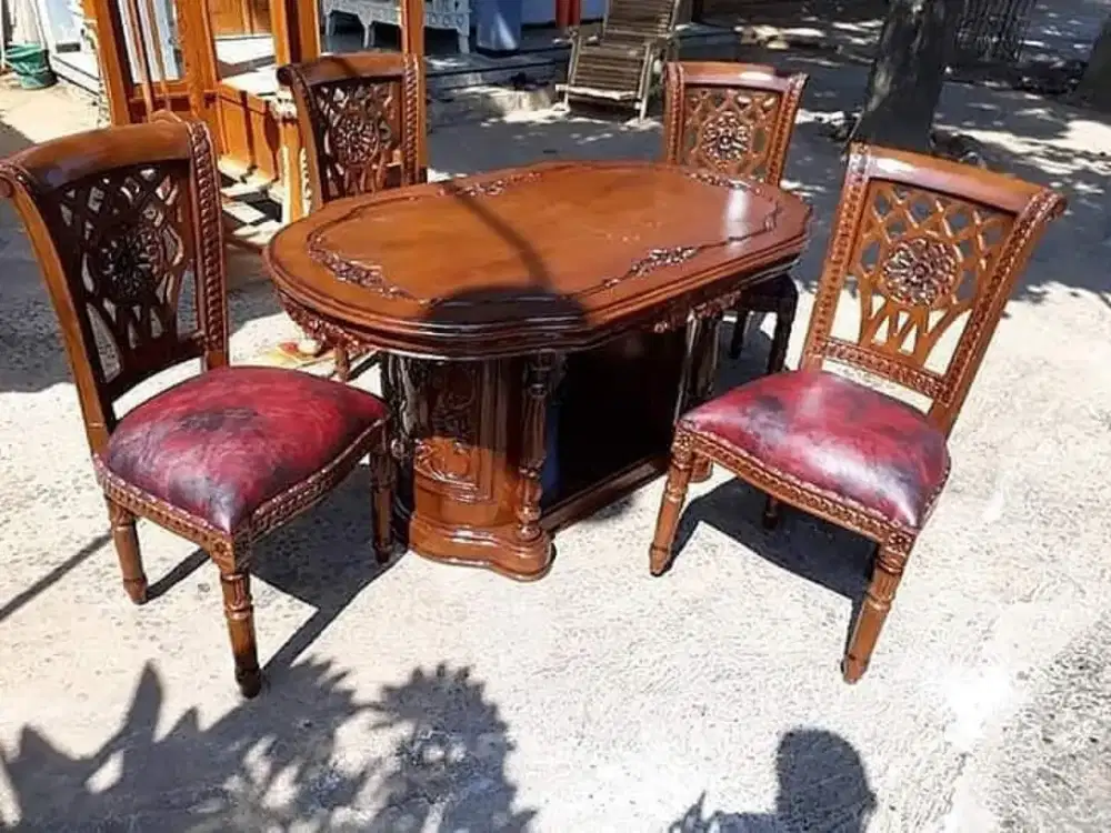 Meja makan Salina minimalis jati