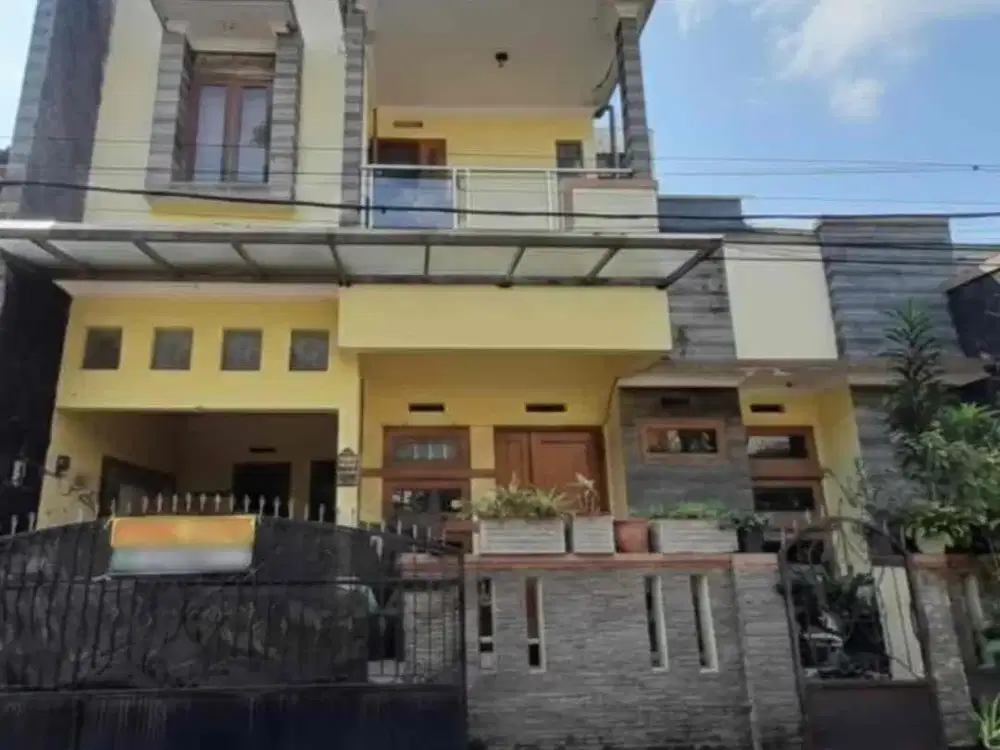 Dijual Rumah 2 lantai, lokasi logam jakapurwa