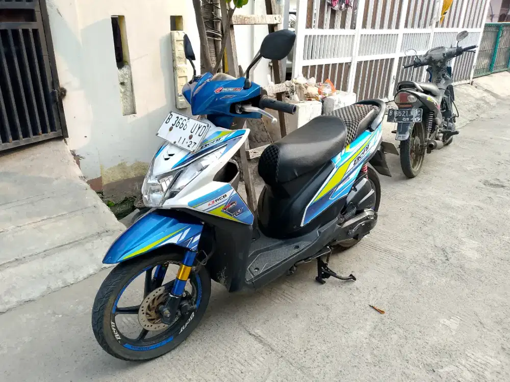 Honda beat pgm fi 2013 pajak hidup