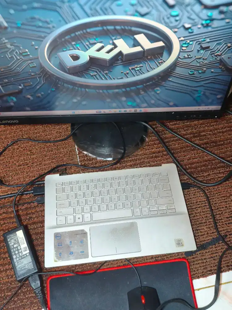 Laptop Dell Inspiron 5490 LCD hilang