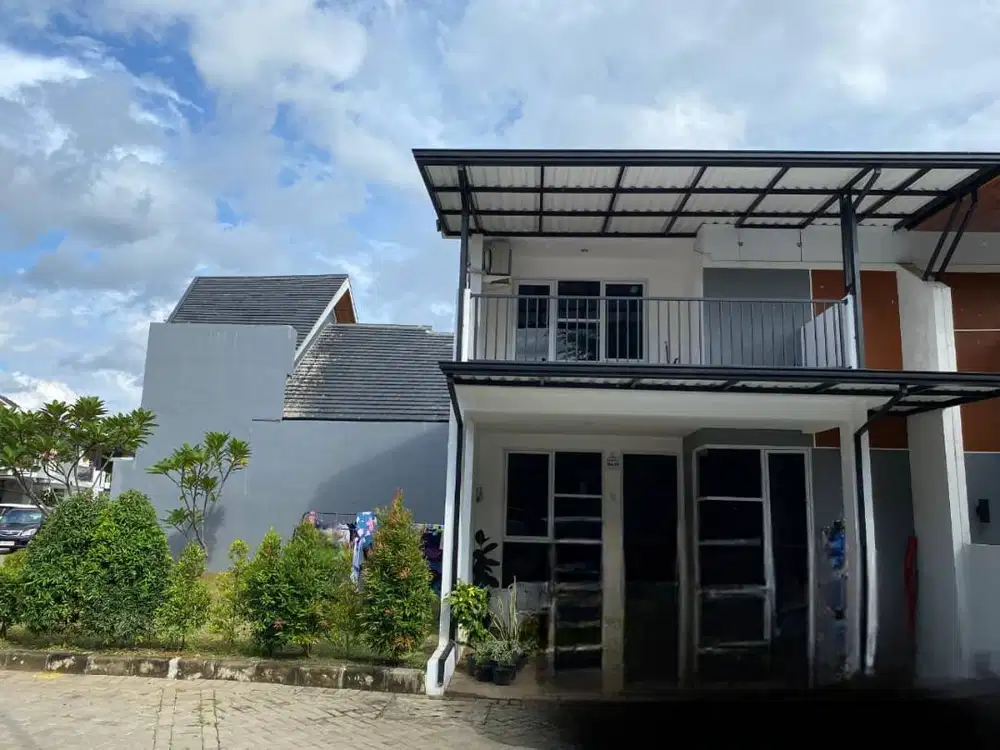 1,3M Rumah Hook Strategis di Aryana Karawaci, SHM, Semi Furnished