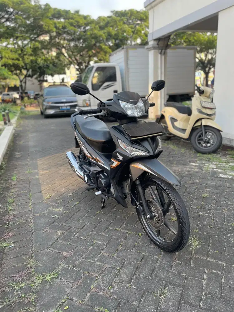 HONDA SUPRA X 125 CW FI JUAL CEPAT