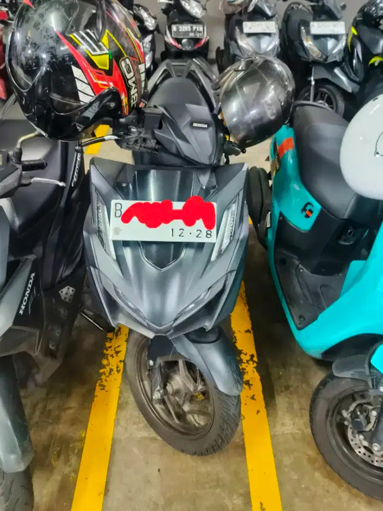 Motor vario 160cc Tahun 2023 bulan des