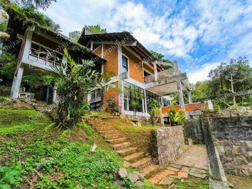 Dijual Tanah dan Rumah Di Ciburial, Dago, Bandung Utara