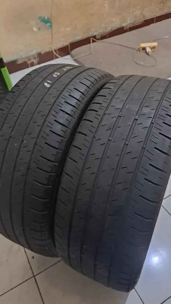 Bridgestone 225 50 18 ban mobil bridgestone