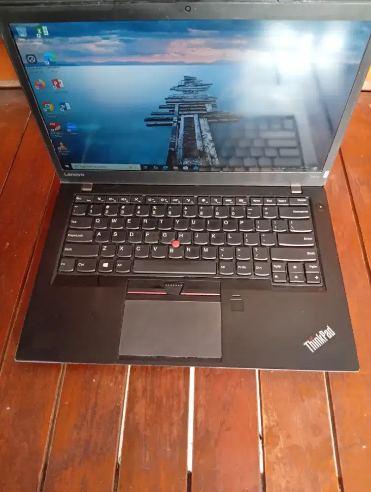Thinkpad T460s slim
core i5 gen 6