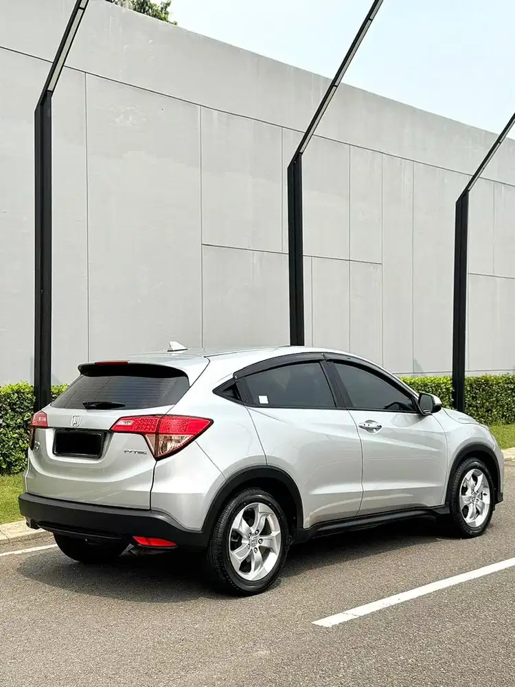BERKUALITAS! Honda HR-V E 1.5 A/T 2015