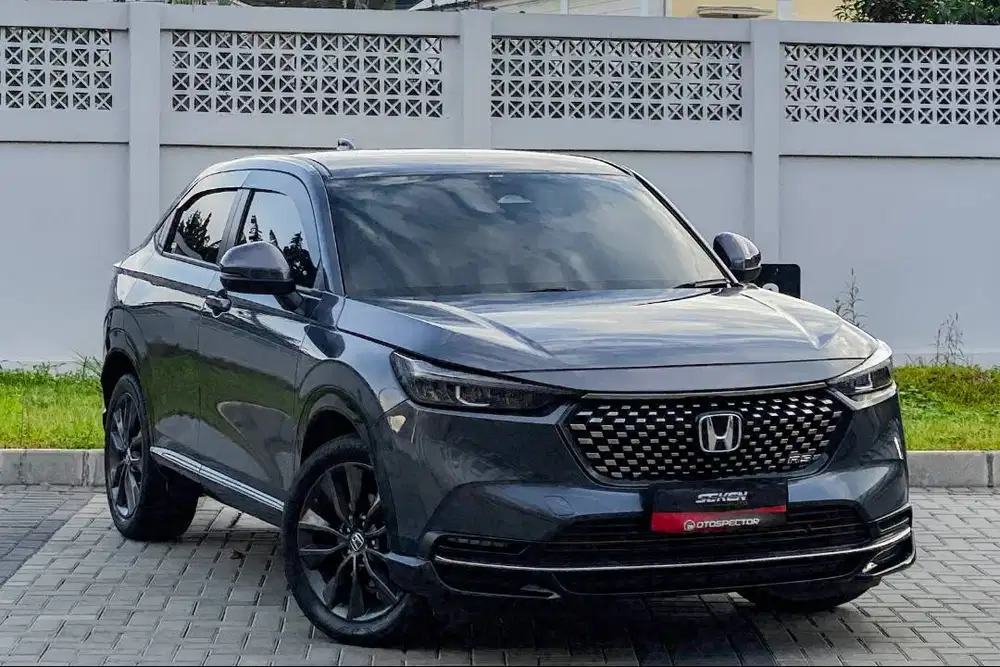 Honda HRV HR-V 1.5 Turbo RS Panoramic CVT Matic 2022 Abu Abu Metalik,