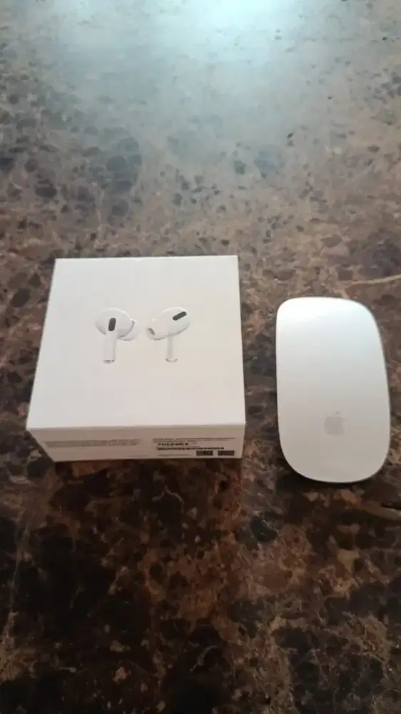 Airpods pro 3 dan magic mouse