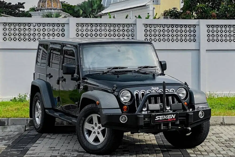 Jeep Wrangler Unlimited 3.6 Bensin Rubicon Pentastar V6 AT Matic 2012