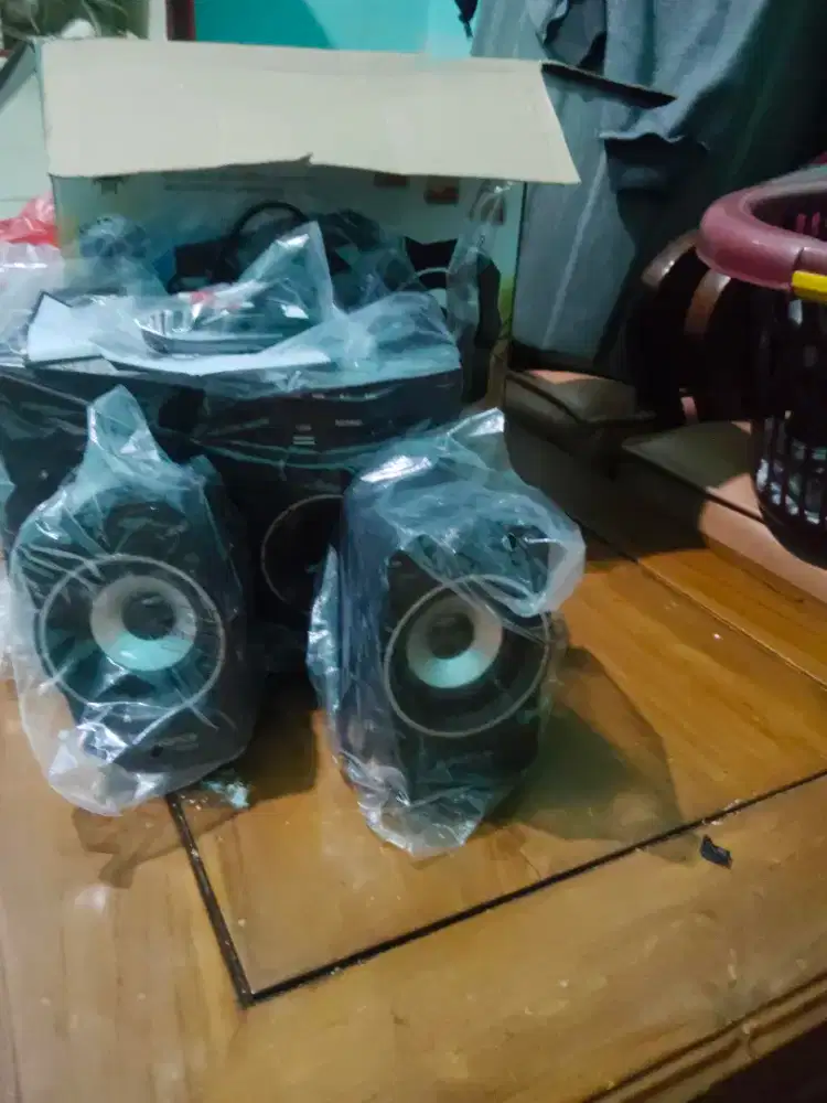Speaker aktif bluetooth merk advance kondisi baru