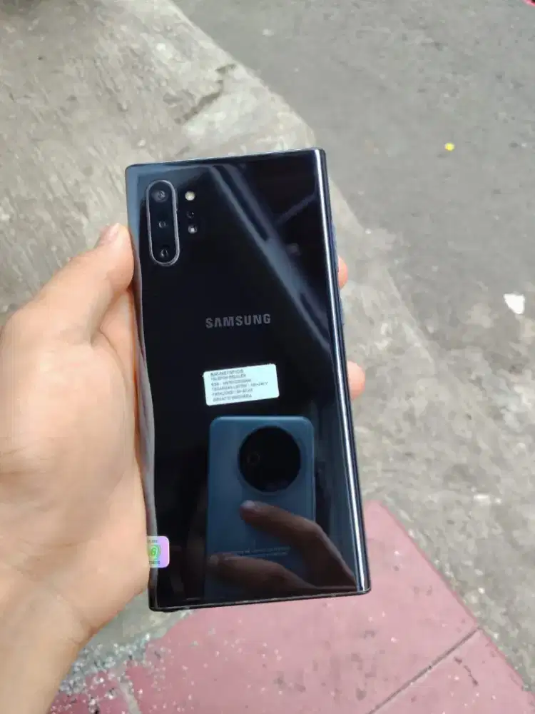 Samsung note 10 plus ram 12/512