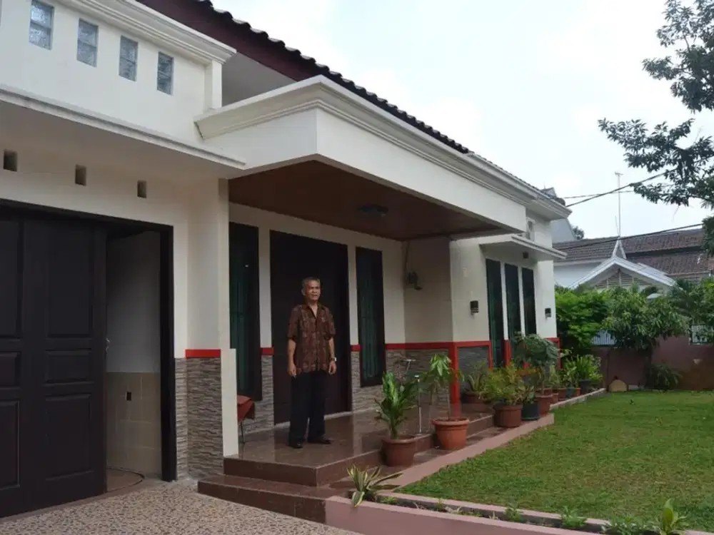 DIJUAL RUMAH BESAR DALAM KOMPLEK PERTAMINA JATIWARINGIN ASRI BEKASI