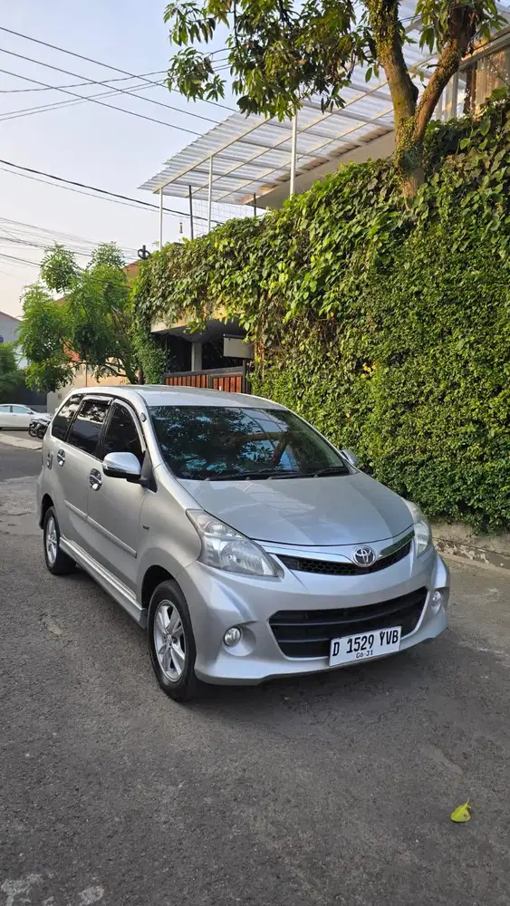 Toyota Avanza Veloz at 2012