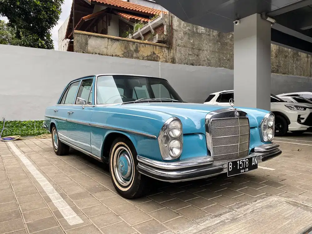 Mercedes Benz W108 Kebo 250S Manual 1966 Blue Biru 1965 1967 W108 250S