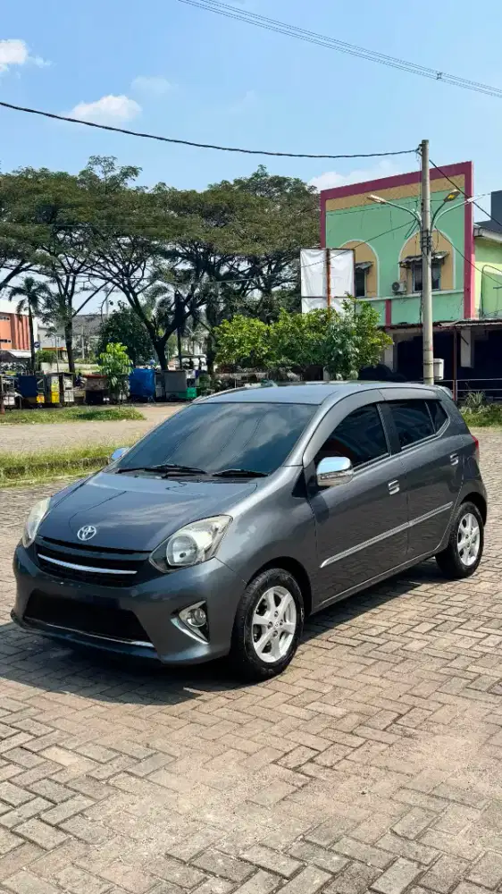 Toyota Agya G Automatic Abu Abu Tahun 2014