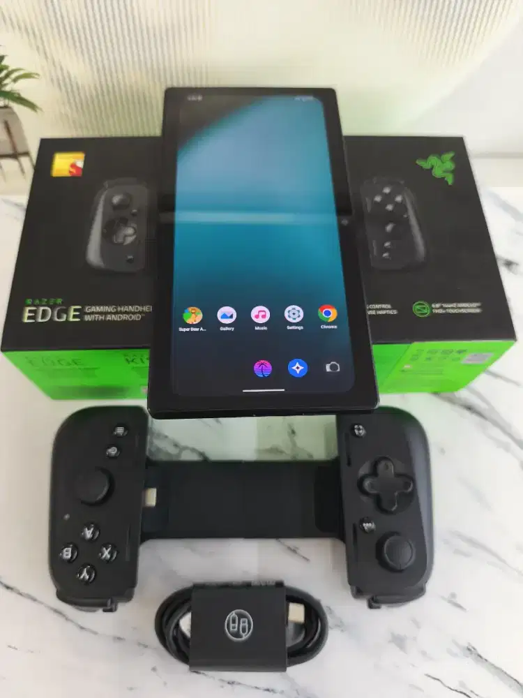Razer Edge Gaming Handheld