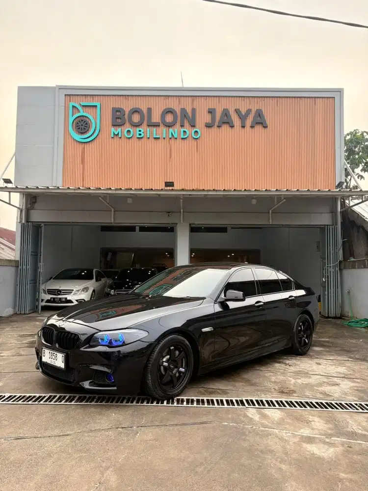 BMW 535i 2011 Bensin