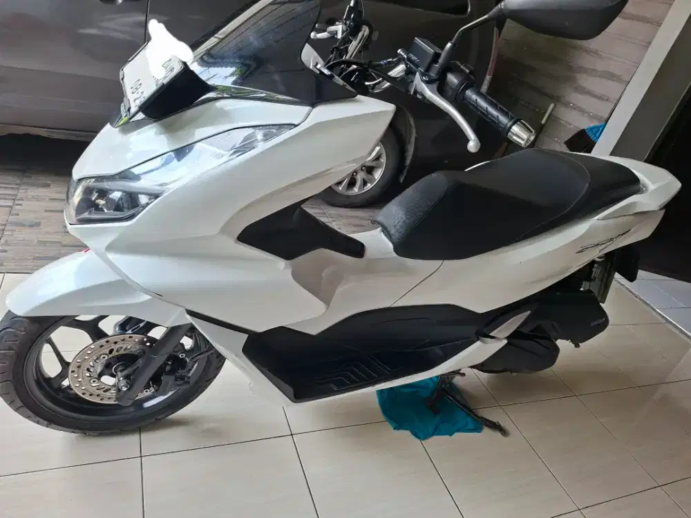 Dijual PCX Putih CBS Putih 2024