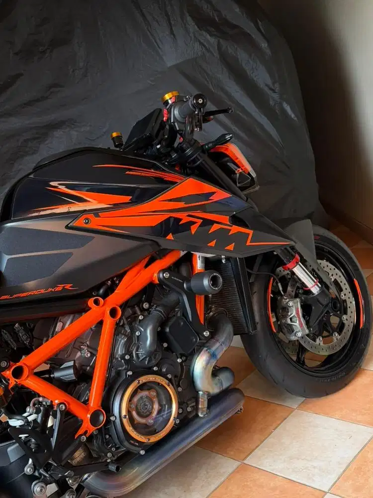 KTM superduke R 1290 V3