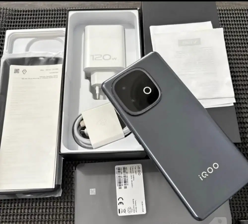 Iqoo neo 10 (16/512) Fullset original mlus