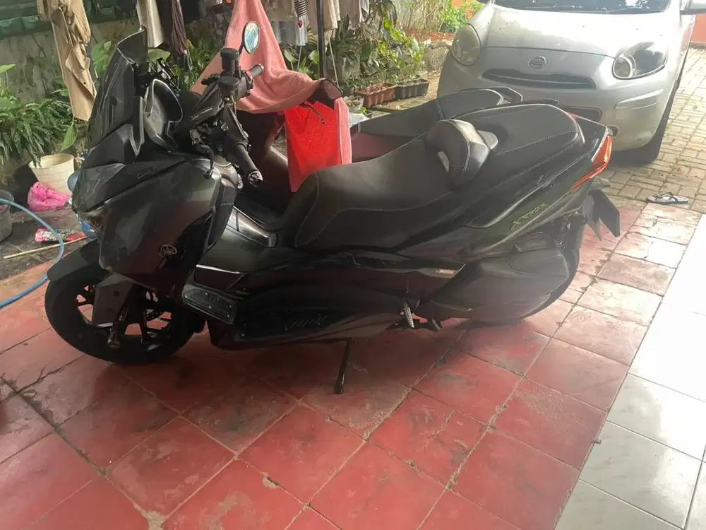 Yamaha XMAX 250