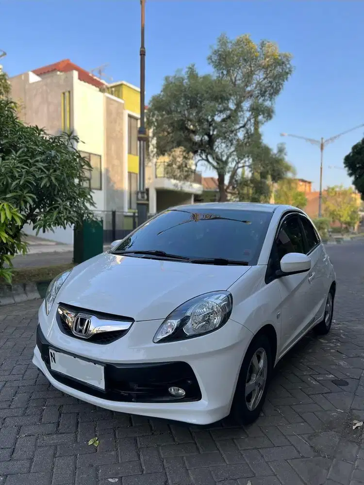 Honda Brio E AT 2015