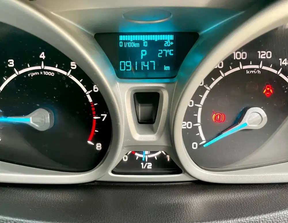Ford Ecosport 2015 Titanium AT Putih Super Terawat Siap pakai