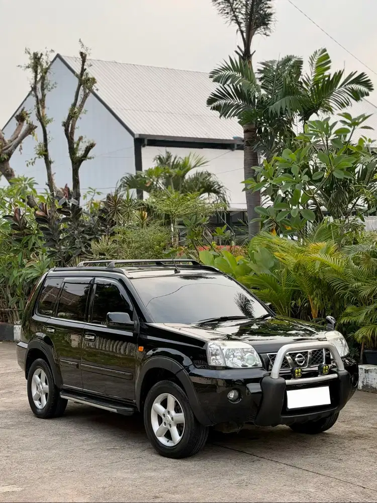 {Harga Cash} Nissan X-Trail T30 STT V-Grill 2.5 A/T 2006