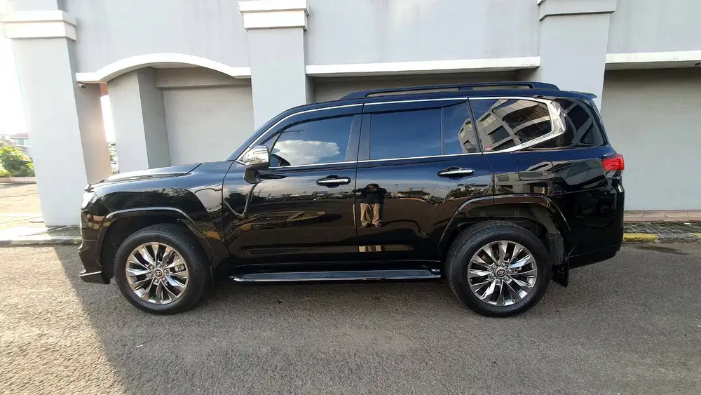 [ 4x4 ] Toyota Land Cruiser LC 300 VX-R VXR TSS Diesel AT 2023/2024